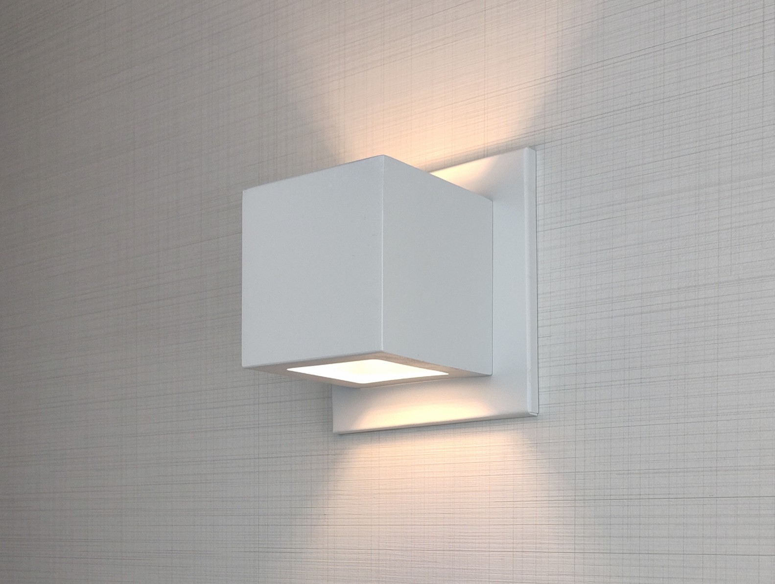 (209) Arandela Quadrada 8cm 2 Vidros